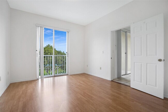 Photo - 7085 Nova Dr Unit 319