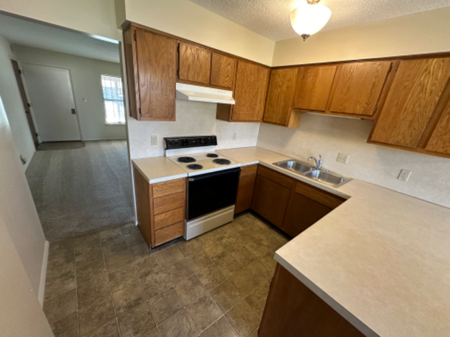 Photo - 711 Devonshire Dr Apartment Unit 711