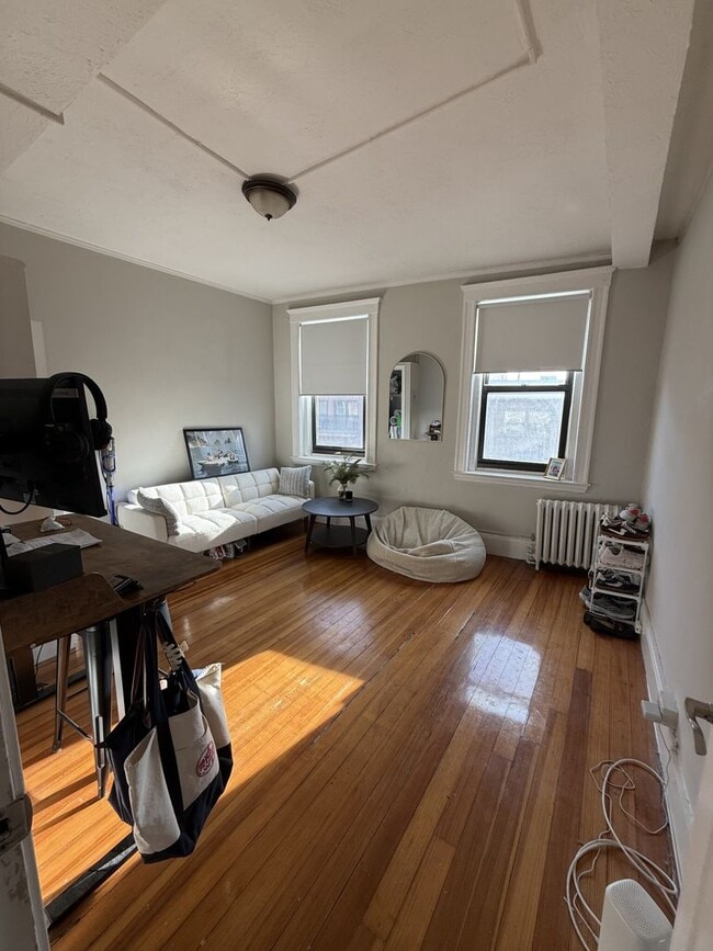 Photo - Rare 3 bed 2 bath in the North End... DON'T MISS OUT!!!