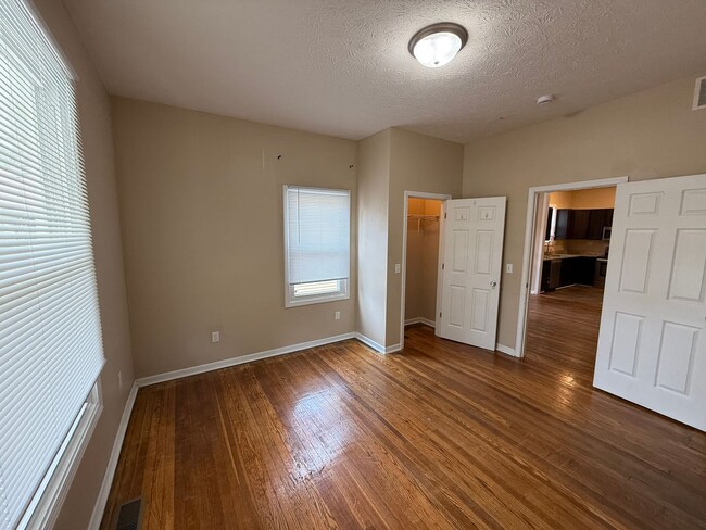 Photo - 208 W Stadium Ave Unit 1