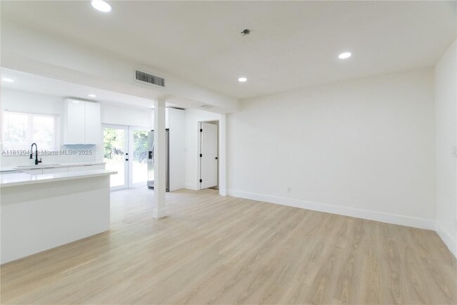 Photo - 1167 NW 9th Ave