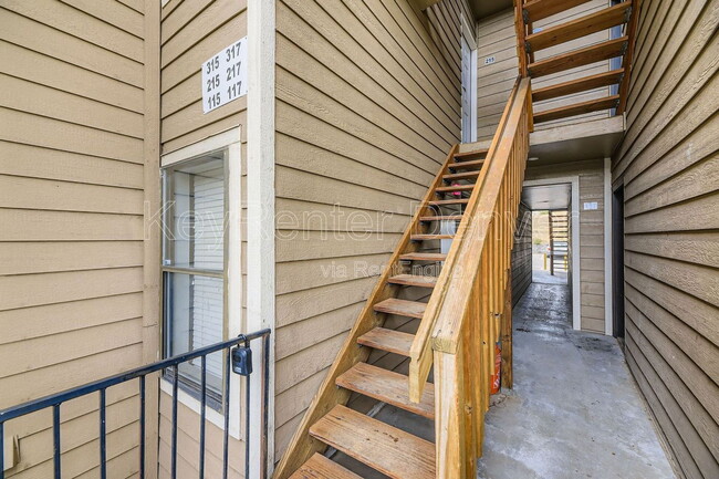 Photo - 2929 W Floyd Ave Unit 215