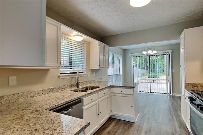 Photo - 1207 Ridgeside Dr NW