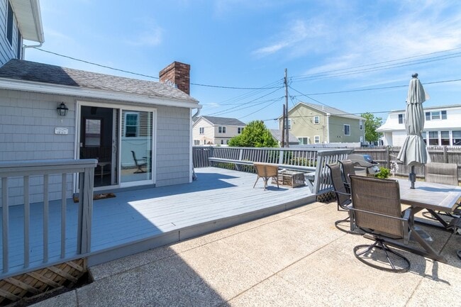 Photo - 545 Hudson St