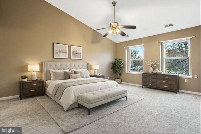 Photo - 2 Highstream Ct