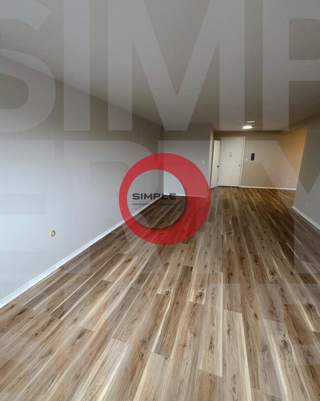 Photo - Great Location