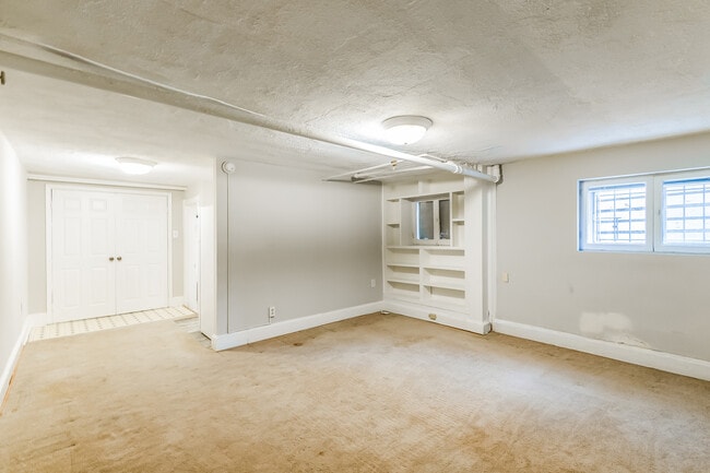 Photo - 1832 Biltmore St NW Unit B2