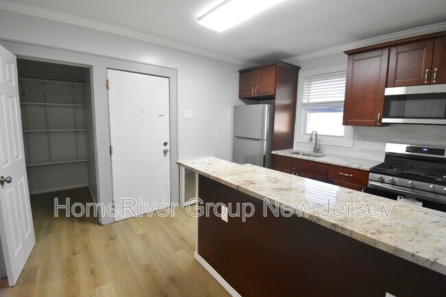 Photo - 378 Boyden Ave Unit Apt 1