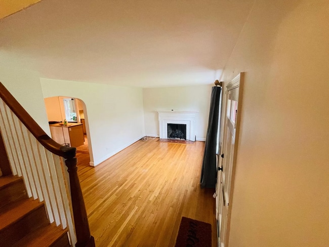 Photo - 3921 Floyd Ave