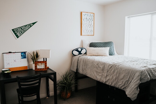 Building Photo - Summerwood Rental