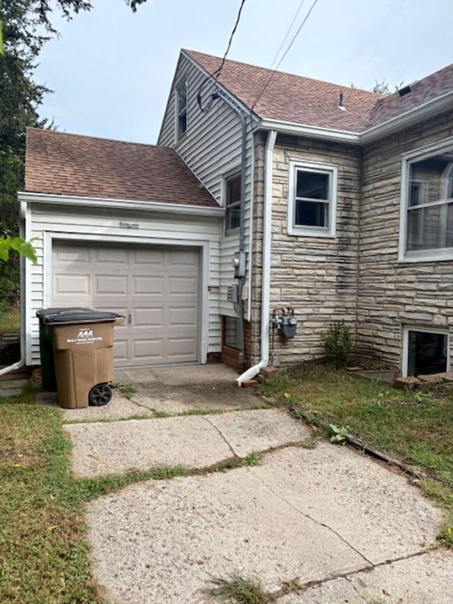 Photo - Charming 4-Bedroom Home in the Heart of Wi...