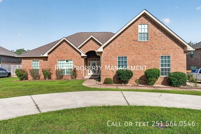 Photo - 152 Heritage Circle
