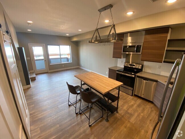 Building Photo - Modern Two Bedroom, 1.5 Bathroom Condo on ...