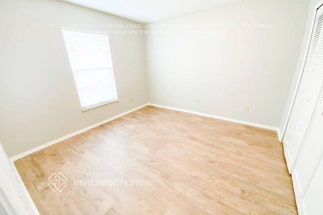 Photo - 11143 Stoney Point Ln W