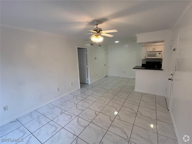 Building Photo - 2937 Winkler Ave Unit 1208 Rental