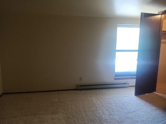 Photo - 2 Bedroom 1.5 bathroom condo Unit D