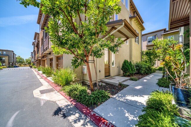 Photo - Coming soon - 2Bed/2.5Bath TOWNHOUSE FOR RENT IN MILPITAS - $3,850/mo