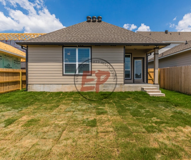 Photo - 1304 Elise Ave