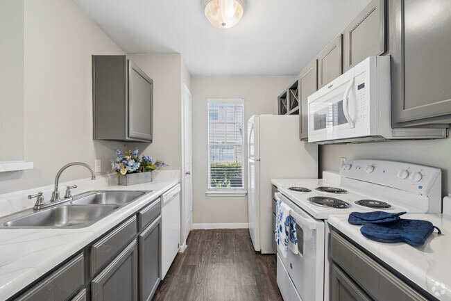 The Royal 2BR, 2BA - 1,199SF - Kitchen