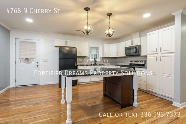 Photo - 4768 N Cherry St