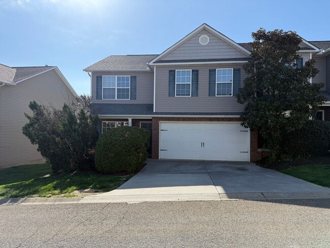 Building Photo - Charming 3 Bedroom 2.5 Bath townhome in Powell