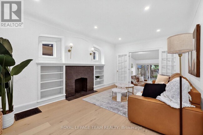 Photo - 131 Acacia Ave.