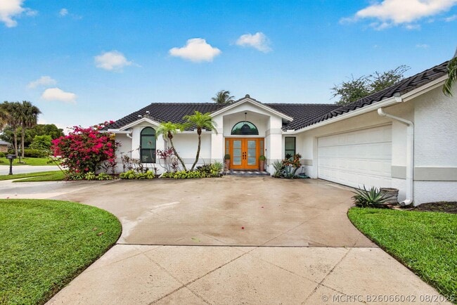 Photo - 12897 La Rochelle Cir