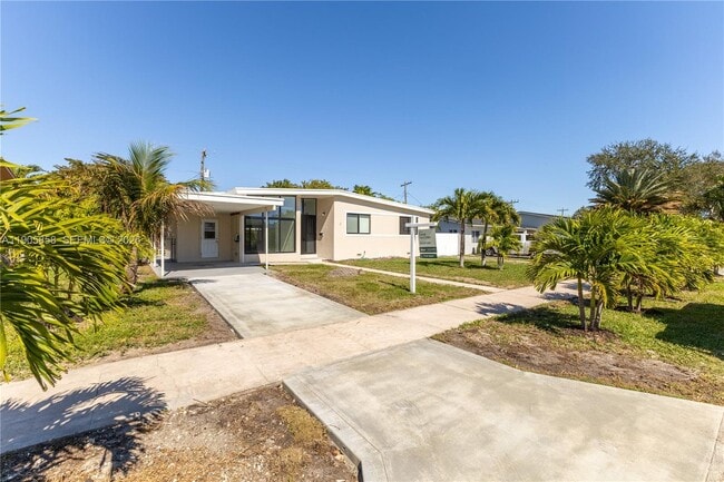 Building Photo - 8531 SW 27th Terrace