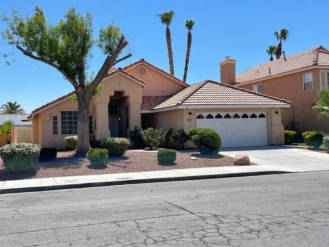 Building Photo - 1 story home, 4brs, 2bath, 2cg