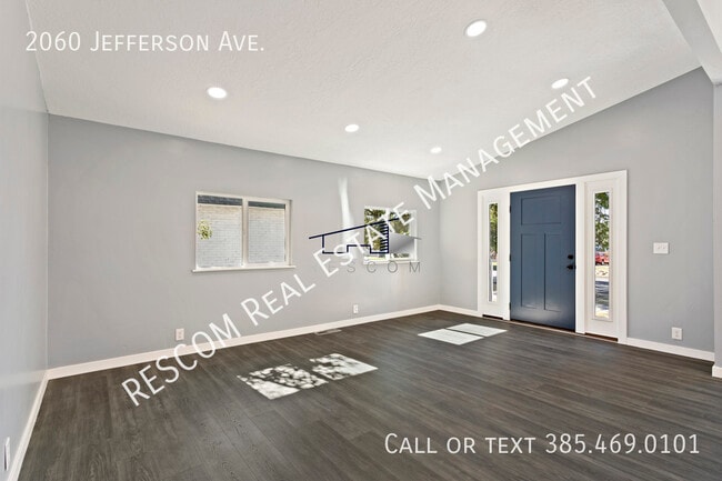 Photo - 2060 Jefferson Ave