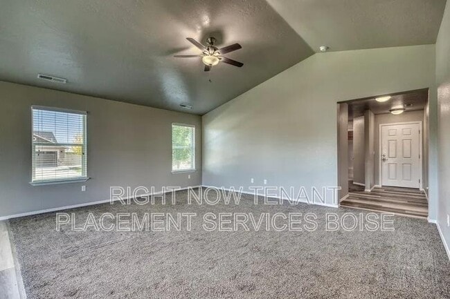 Photo - 8148 S Red Shine Ave