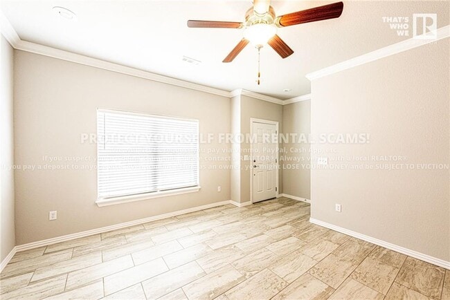 Photo - 505 W Laurel Ave