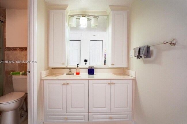 Photo - 11111 Biscayne Blvd Unit 20E