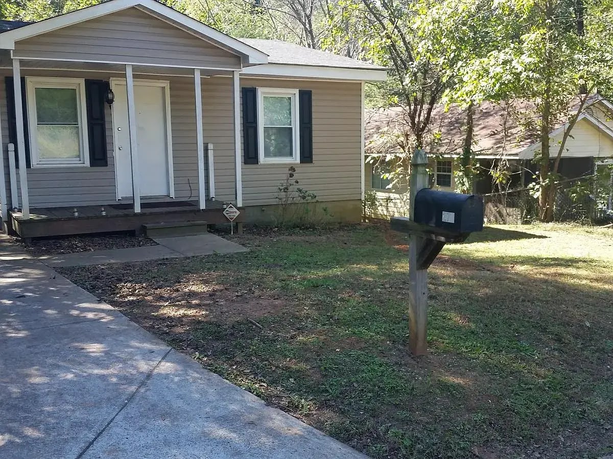 Photo - 276 Moreland Ave