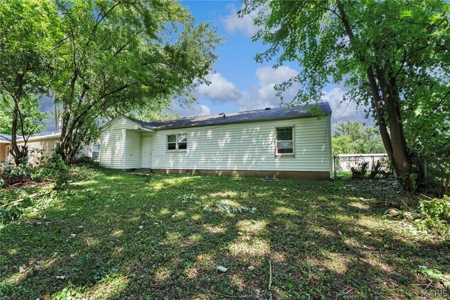 Photo - 9713 Dennis Dr