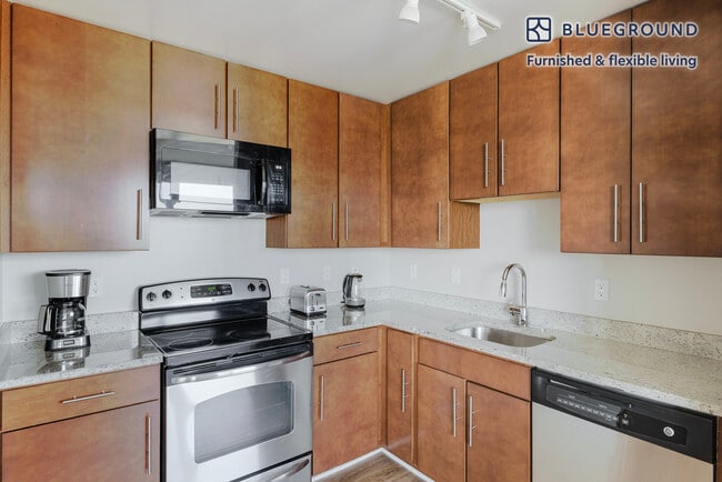 Photo - 11418 Rockville Pike Unidad FL12-ID923