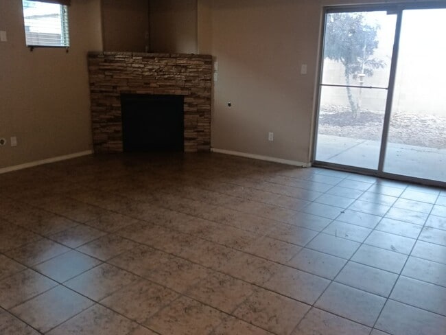 Photo - 4 Bedroom, 2 Bathroom! Lovely Home Coming Soon!