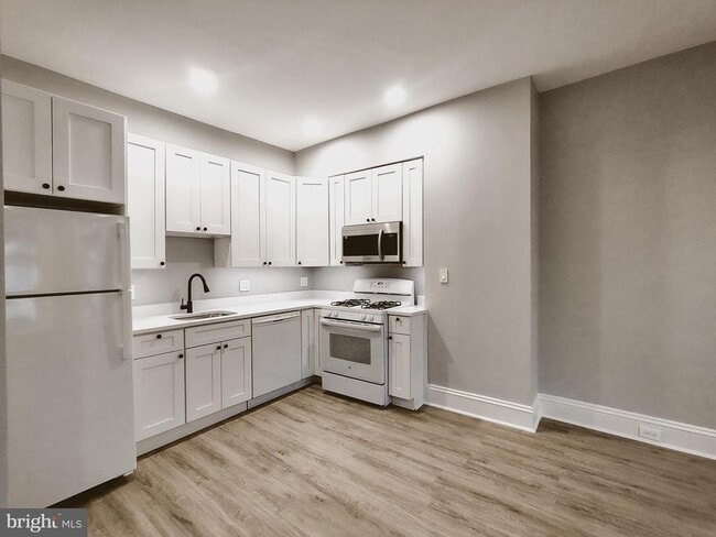 Photo - 230 S Market St