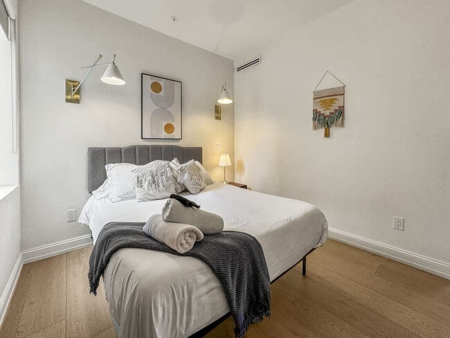 Photo - 309-11 South St Unit ID1055806P