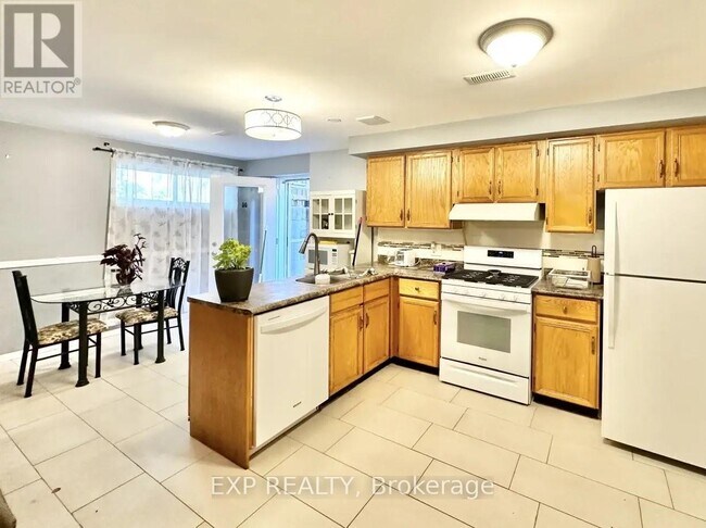Photo - 52 Waywell St