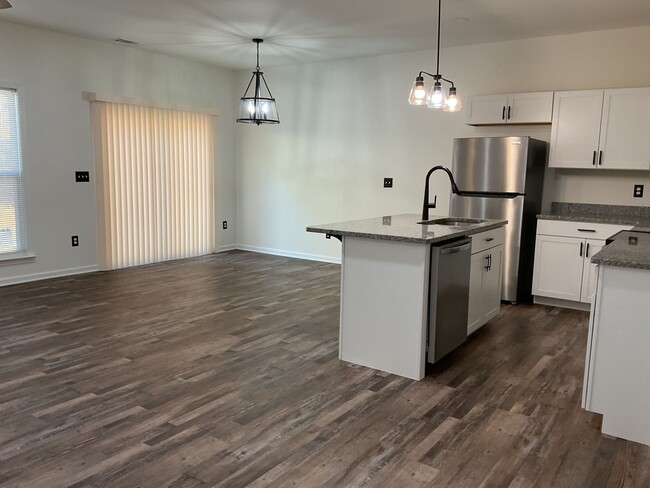 Photo - 34 A&amp;B Lyons Dr Apartment Unit 34B Lyons