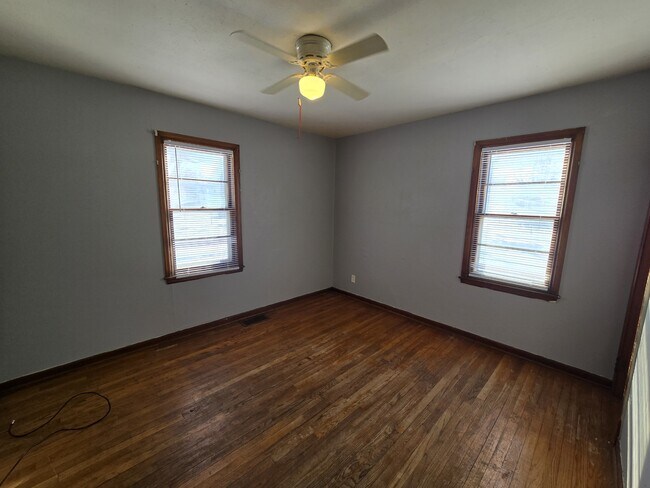 Photo - 407 Linden Ave