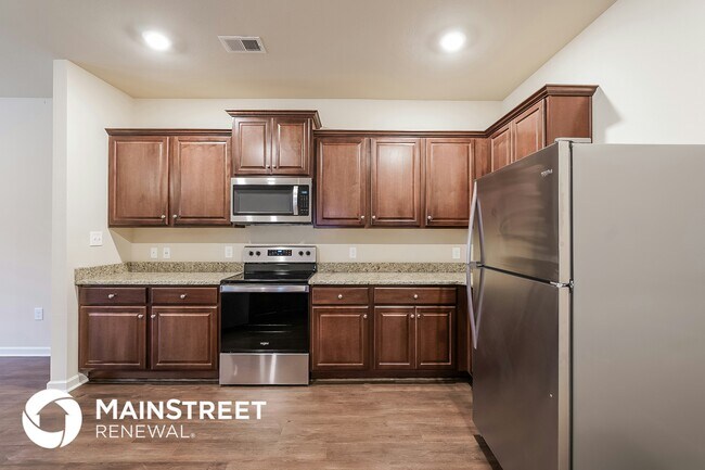 Photo - 540 Clover Cir