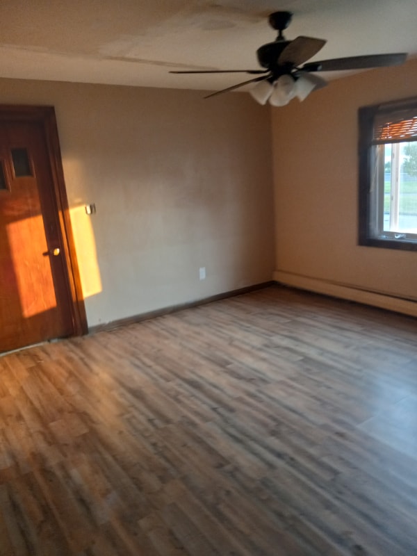 Photo - 2371 Niagara St Unit 2