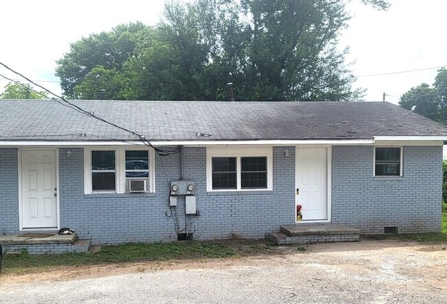 Two Bedroom Duplex apt for Rent: Two Weeks... - Two Bedroom Duplex apt for Rent: Two Weeks...