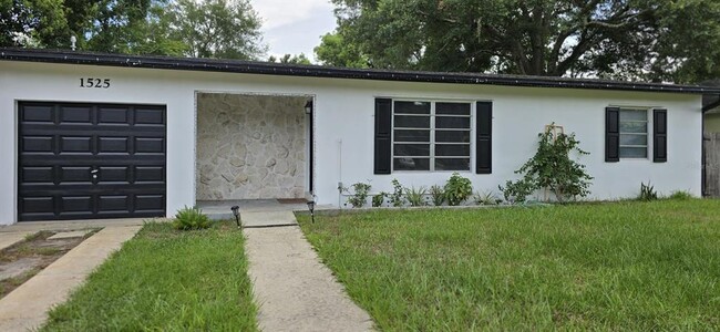 Photo - 1525 N Normandy Blvd Casa