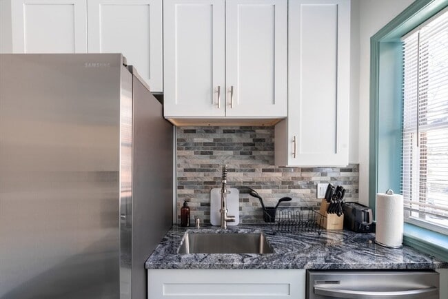 Photo - 100 Washington St Unit 6