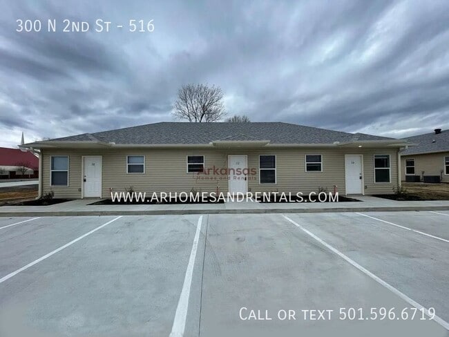 Building Photo - 300 N 2nd St Unit 516