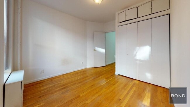 Building Photo - 218 E 85th St Unit 3FW Rental