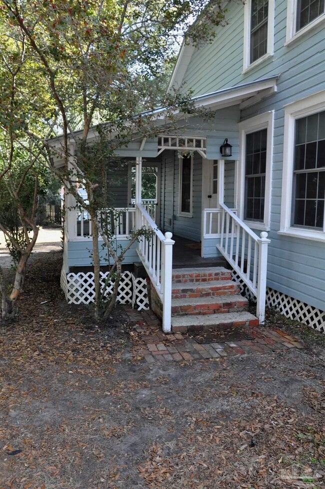 Photo - 4600 Forsyth St